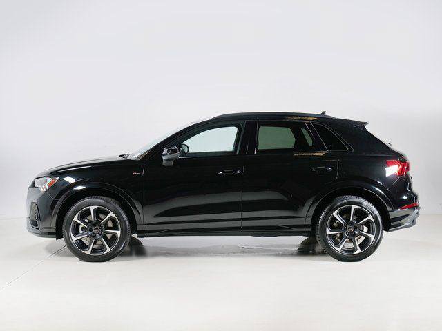 Certified 2025 Audi Q3 2.0T Premium Plus w/ Premium Plus Package AWD/4WD image 2