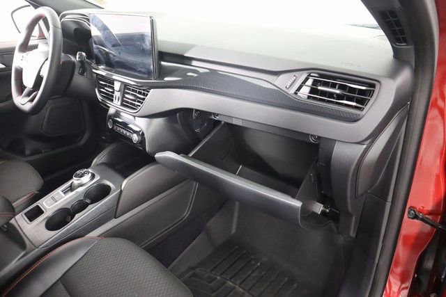 Certified 2023 Ford Escape ST-Line Elite AWD/4WD image 58