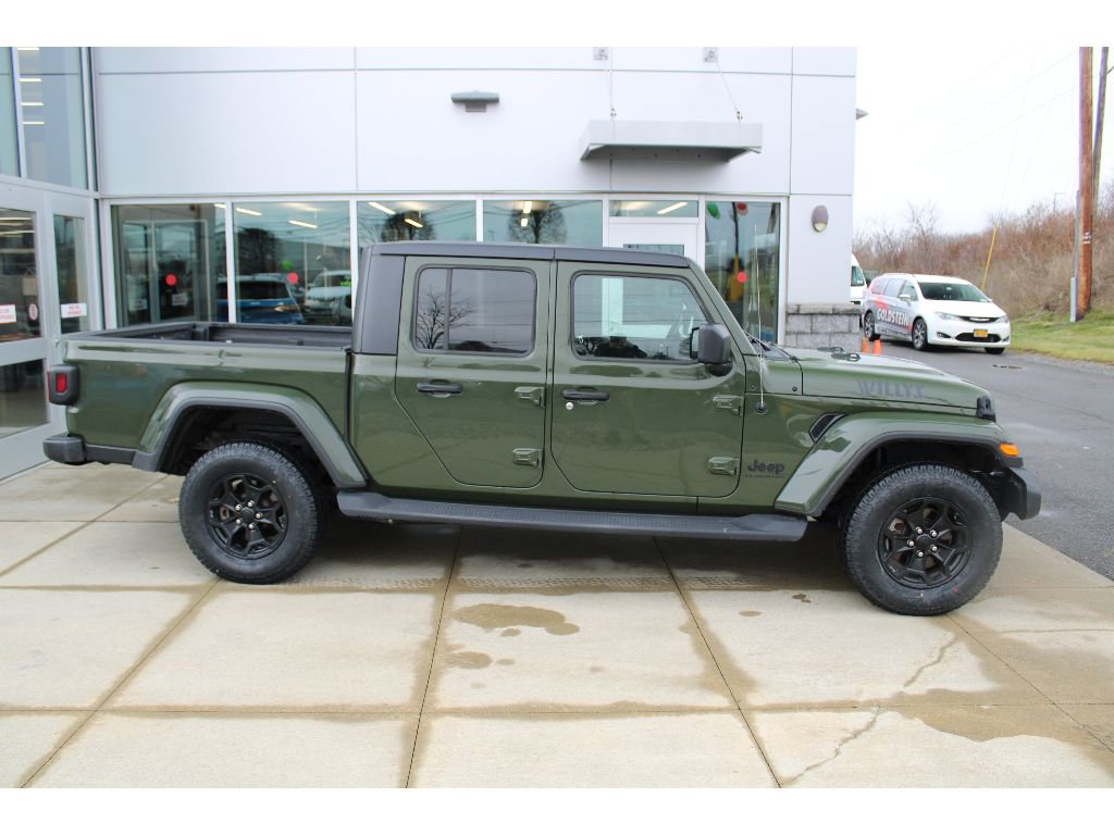 Certified 2021 Jeep Gladiator Willys image 4