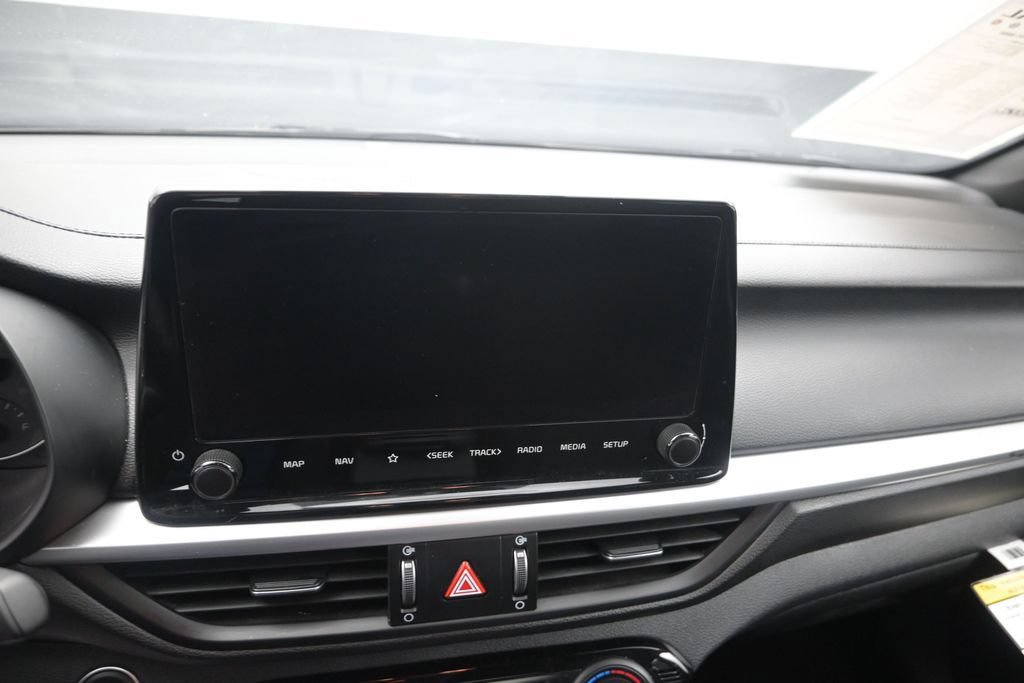 Used 2024 Kia Forte GT FWD image 12