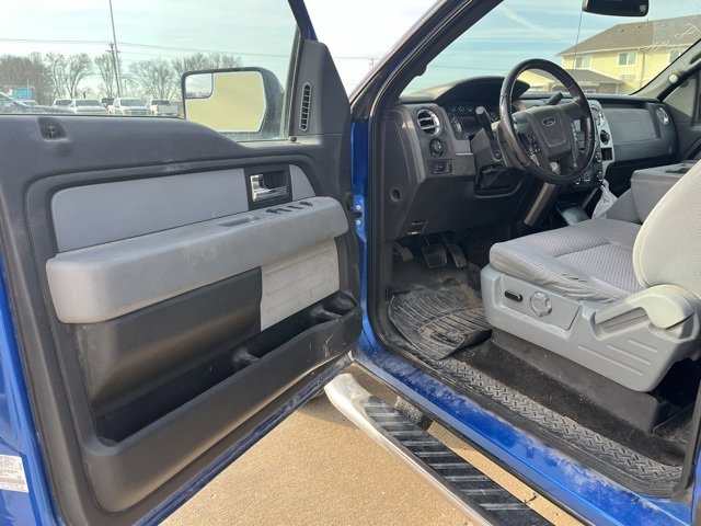 Used 2014 Ford F150 XLT w/ XLT Chrome Package image 10