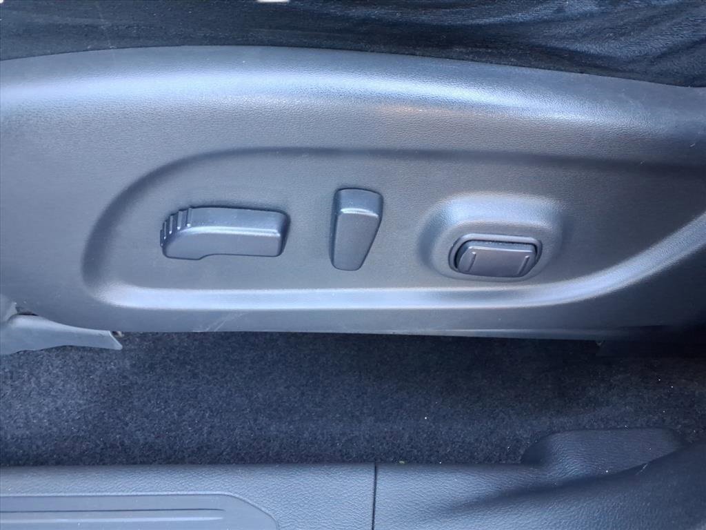 Used 2020 Nissan Murano SV image 11