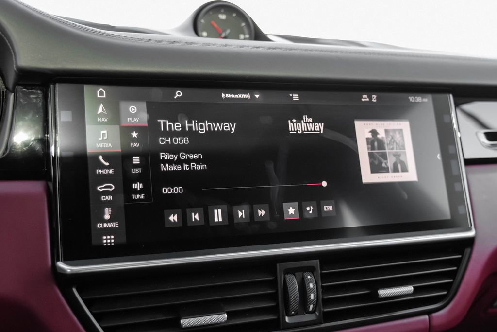 Used 2019 Porsche Cayenne image 33