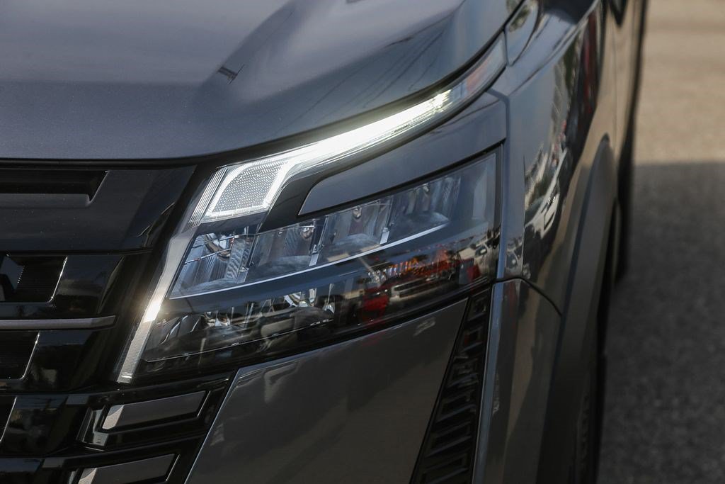 New 2026 Nissan Pathfinder SV FWD image 4