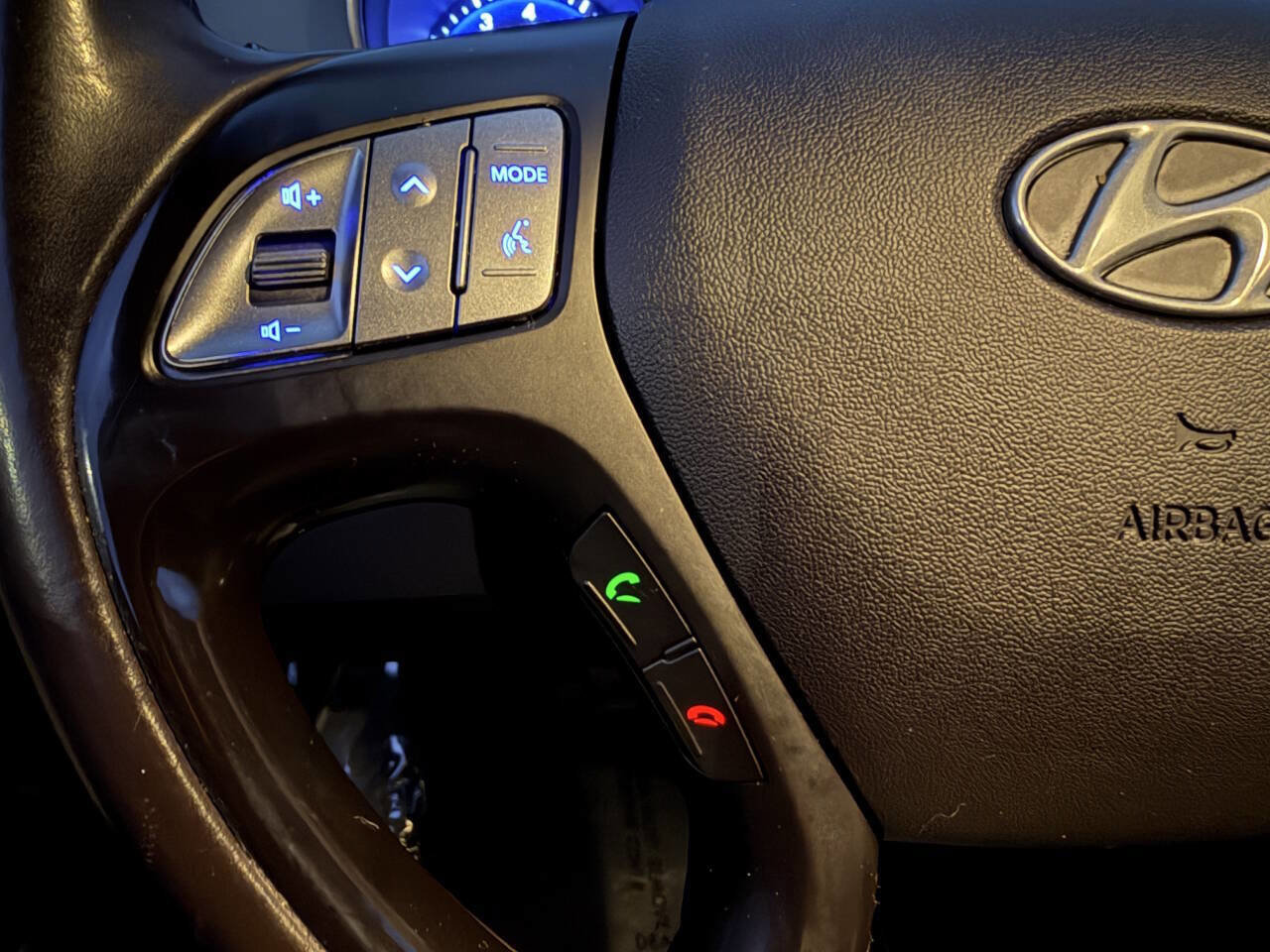 Used 2015 Hyundai Tucson SE image 18