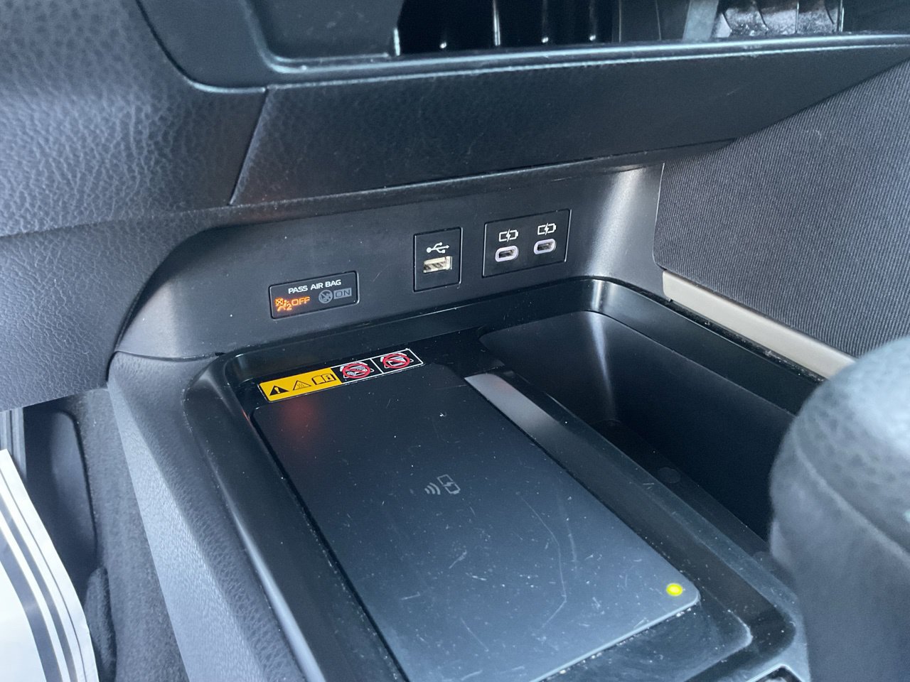 Used 2025 Toyota Camry LE FWD image 26