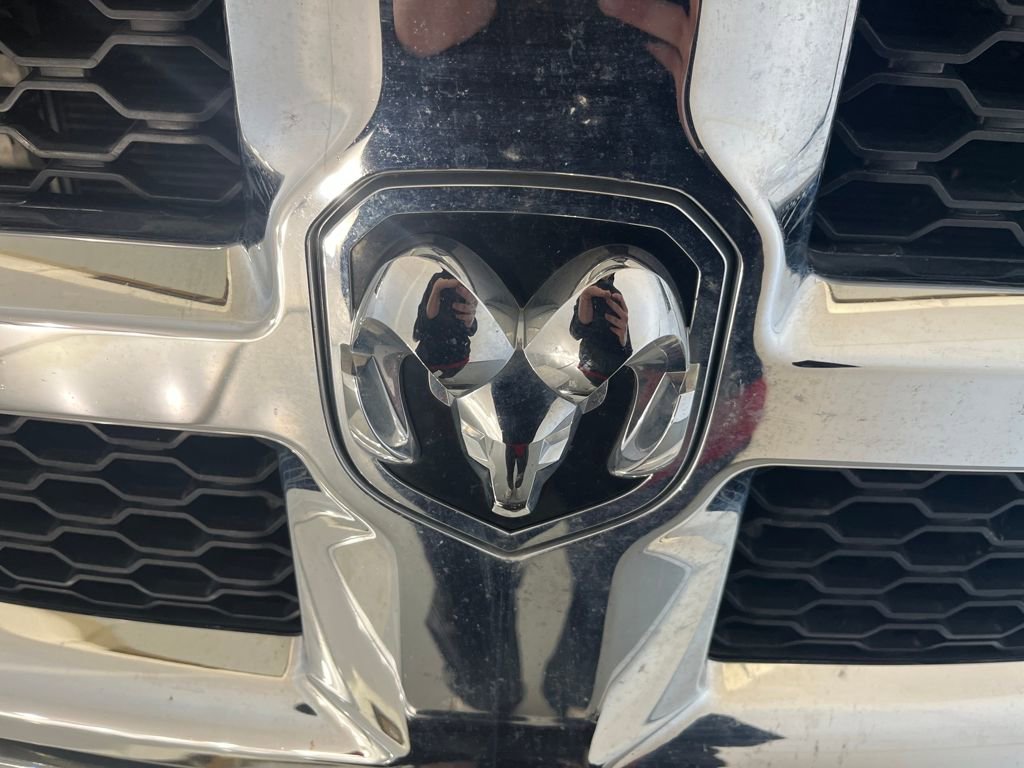 Used 2018 RAM 2500 Tradesman w/ Chrome Appearance Group image 37