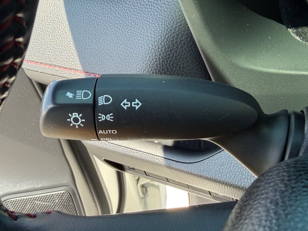 Used 2022 Toyota RAV4 SE w/ Weather & Moonroof Package AWD/4WD image 37