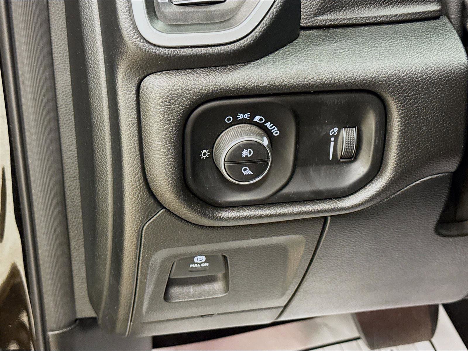 Used 2020 RAM 1500 Big Horn image 10