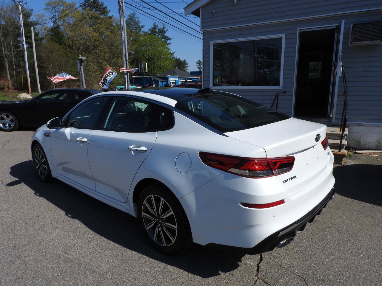 Used 2019 Kia Optima EX w/ EX Premium Package FWD image 3