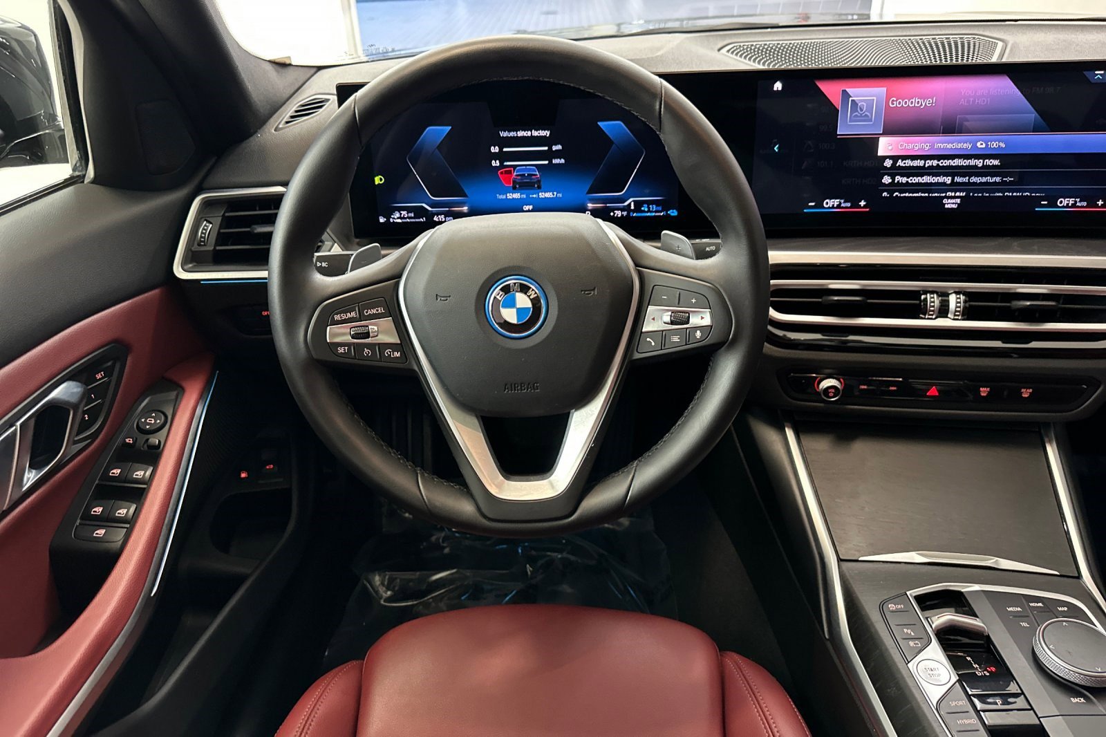 Used 2023 BMW 330e w/ Driving Assistance Package RWD image 28