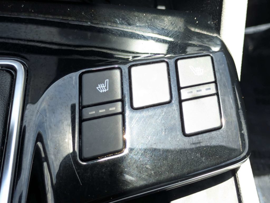 Used 2024 Kia Sportage EX FWD image 23