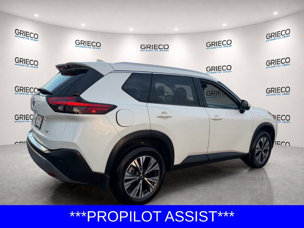 Certified 2021 Nissan Rogue SV w/ Premium Package FWD image 7