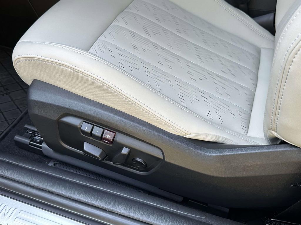 Used 2025 MINI Cooper S image 6