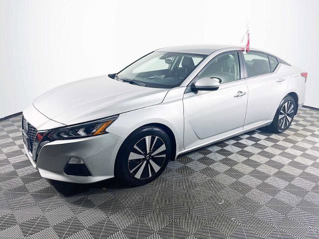 Certified 2022 Nissan Altima 2.5 SV