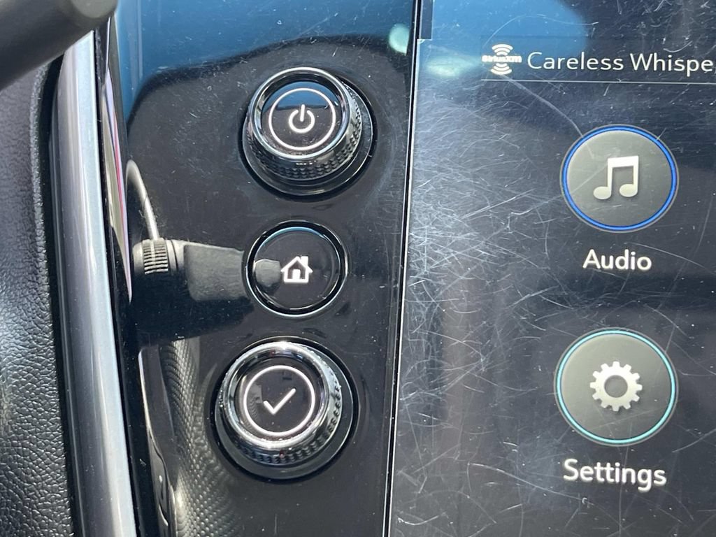 Used 2023 Chevrolet Bolt LT FWD image 28
