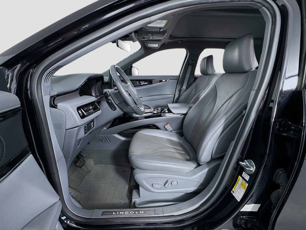 Used 2022 Lincoln Nautilus Reserve AWD/4WD image 10