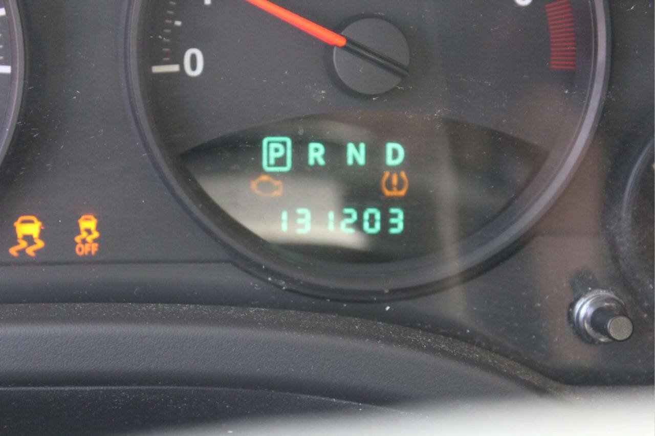 Used 2010 Jeep Patriot Sport w/ Tire & Wheel Group AWD/4WD image 8