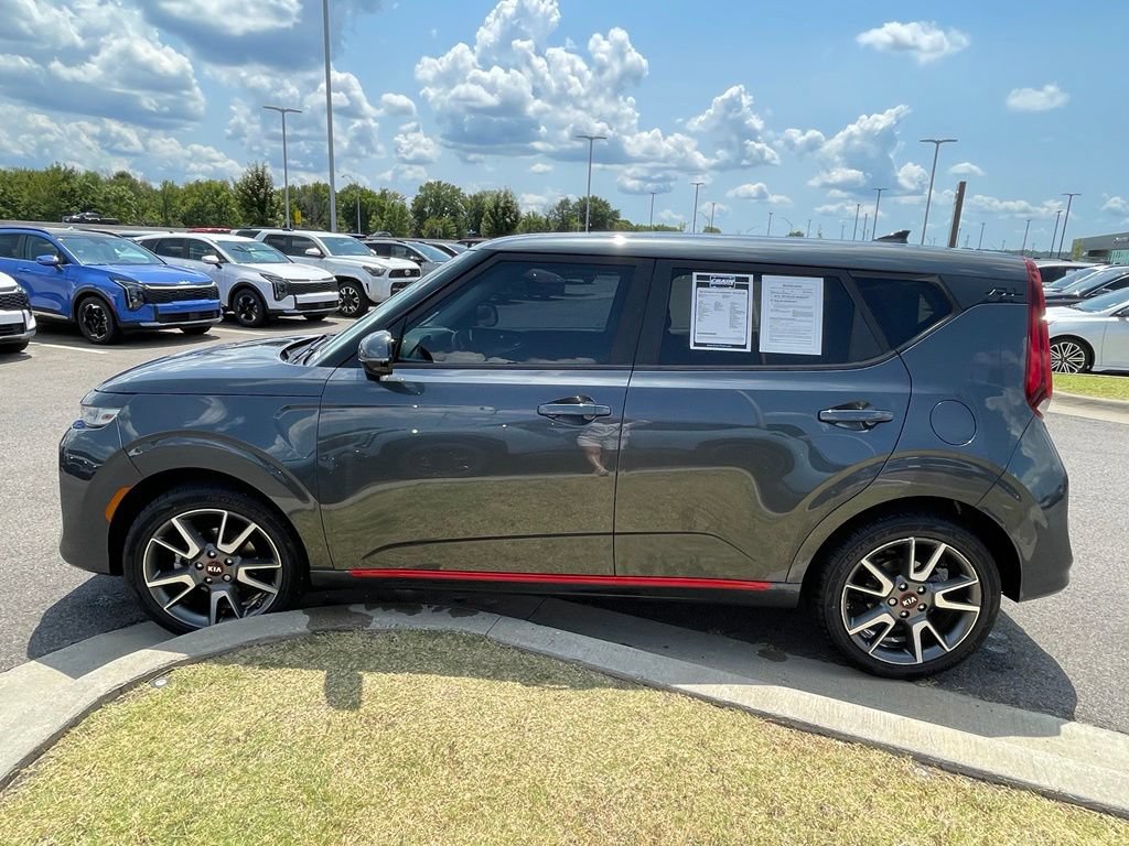 Used 2021 Kia Soul GT-Line FWD image 3