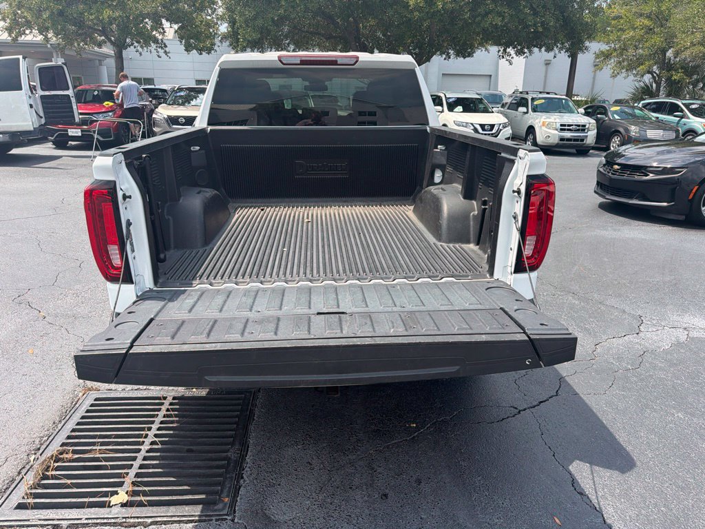 Used 2025 GMC Sierra 1500 SLT RWD image 7