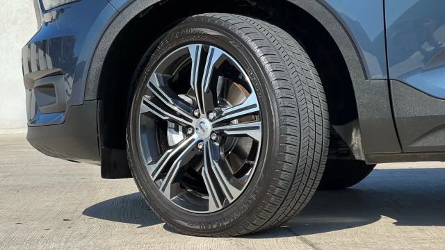 Used 2019 Volvo XC40 T5 Inscription image 51