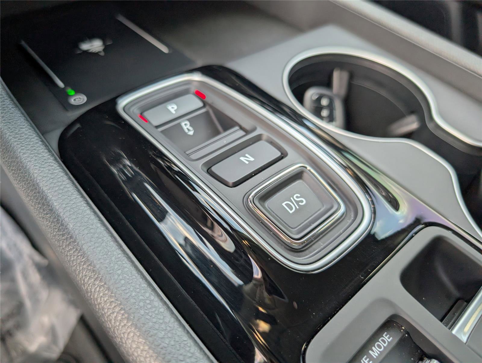 Used 2025 Honda Pilot EX-L image 19