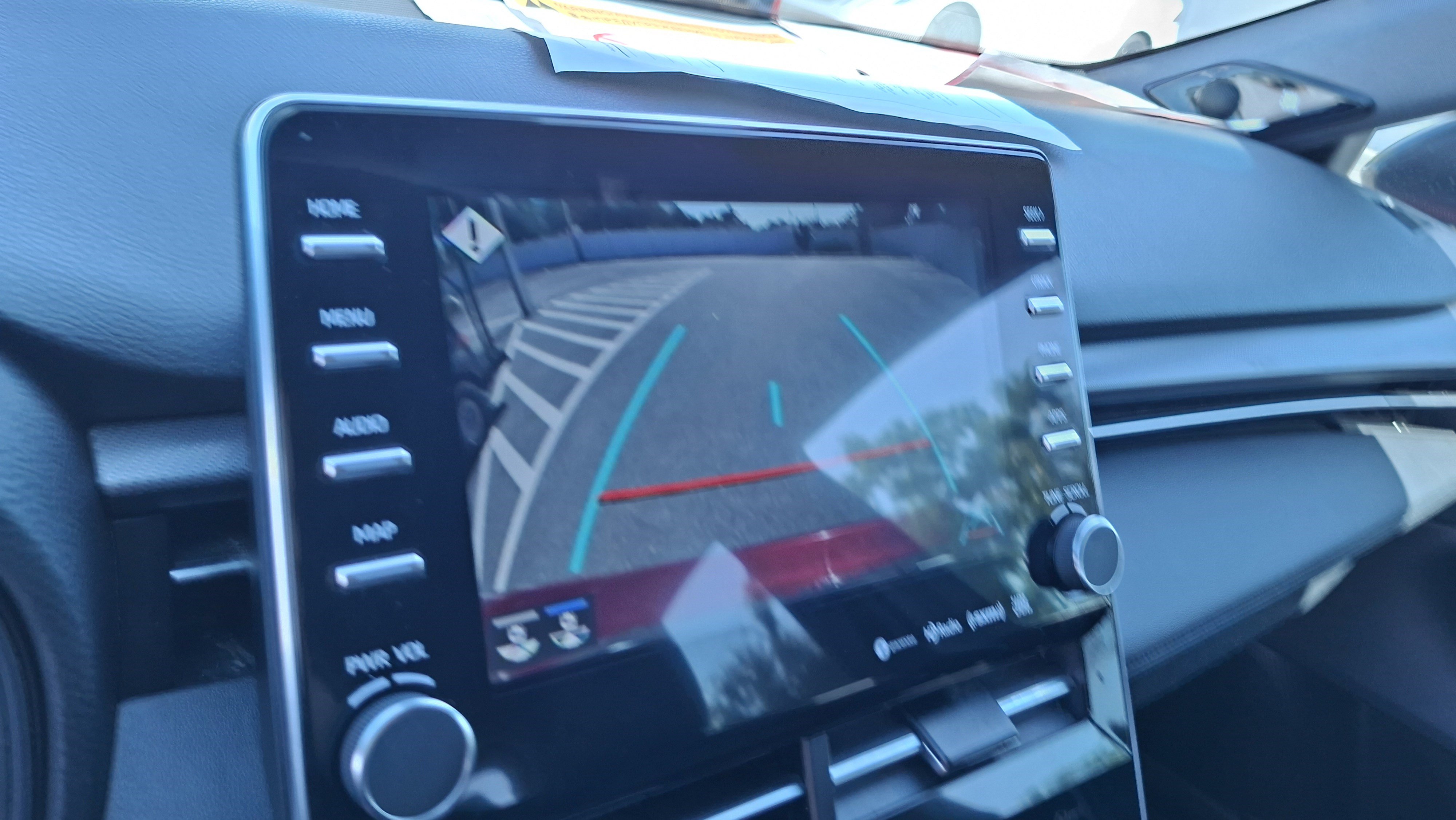 Used 2019 Toyota Avalon Touring FWD image 12