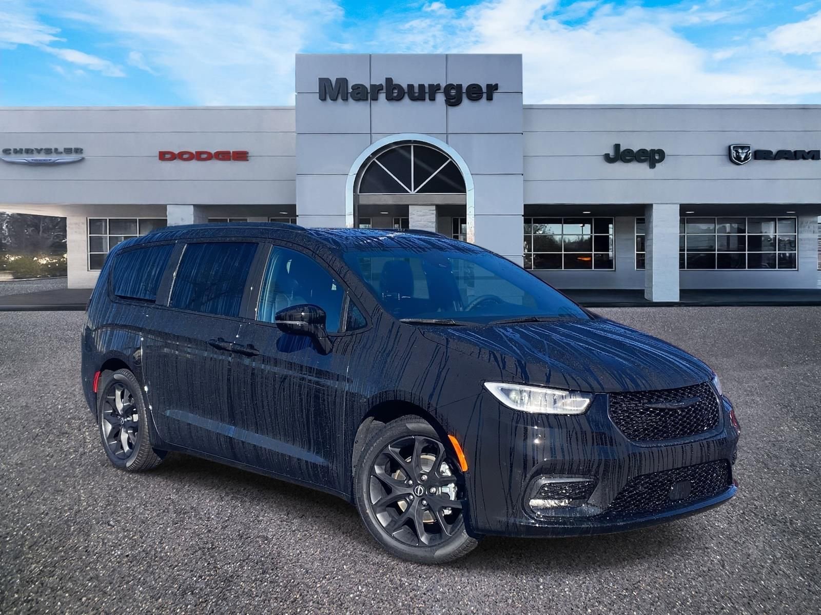 New 2026 Chrysler Pacifica Select image 1