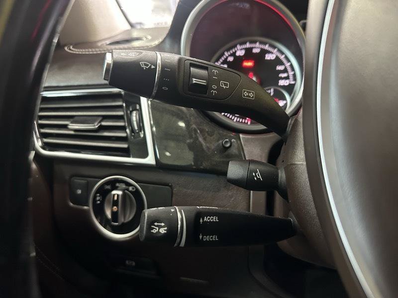 Used 2016 Mercedes-Benz GLE 400 4MATIC image 13