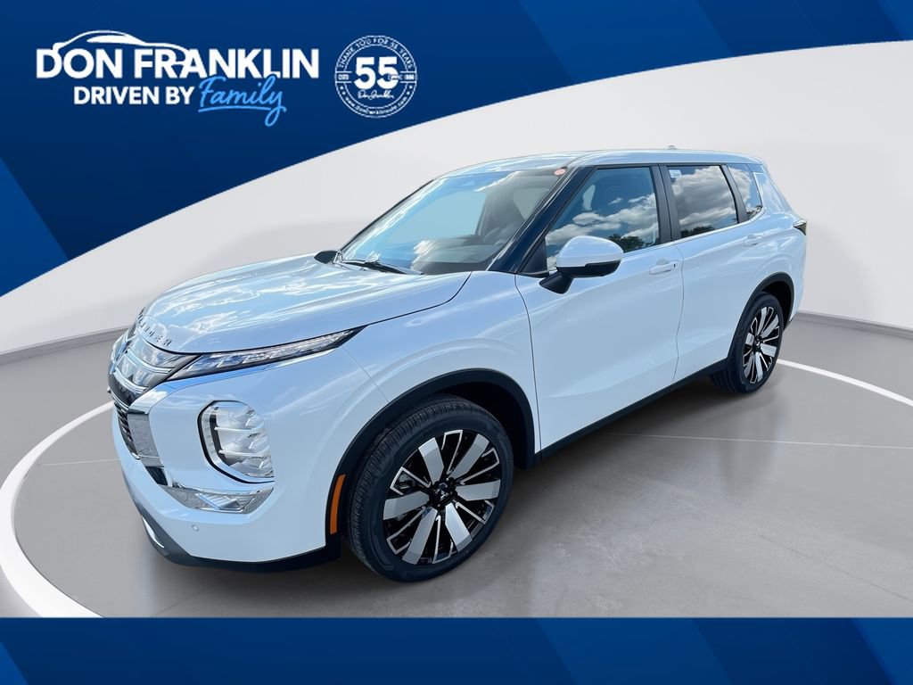 New 2025 Mitsubishi Outlander SE