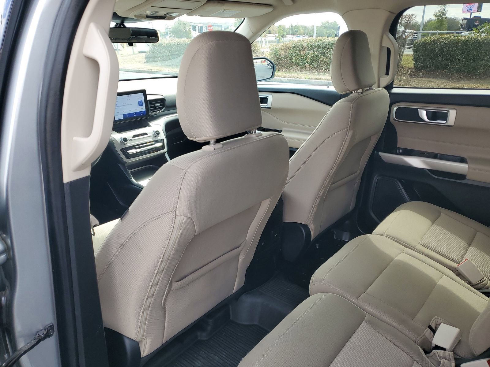 Certified 2023 Ford Explorer XLT image 11