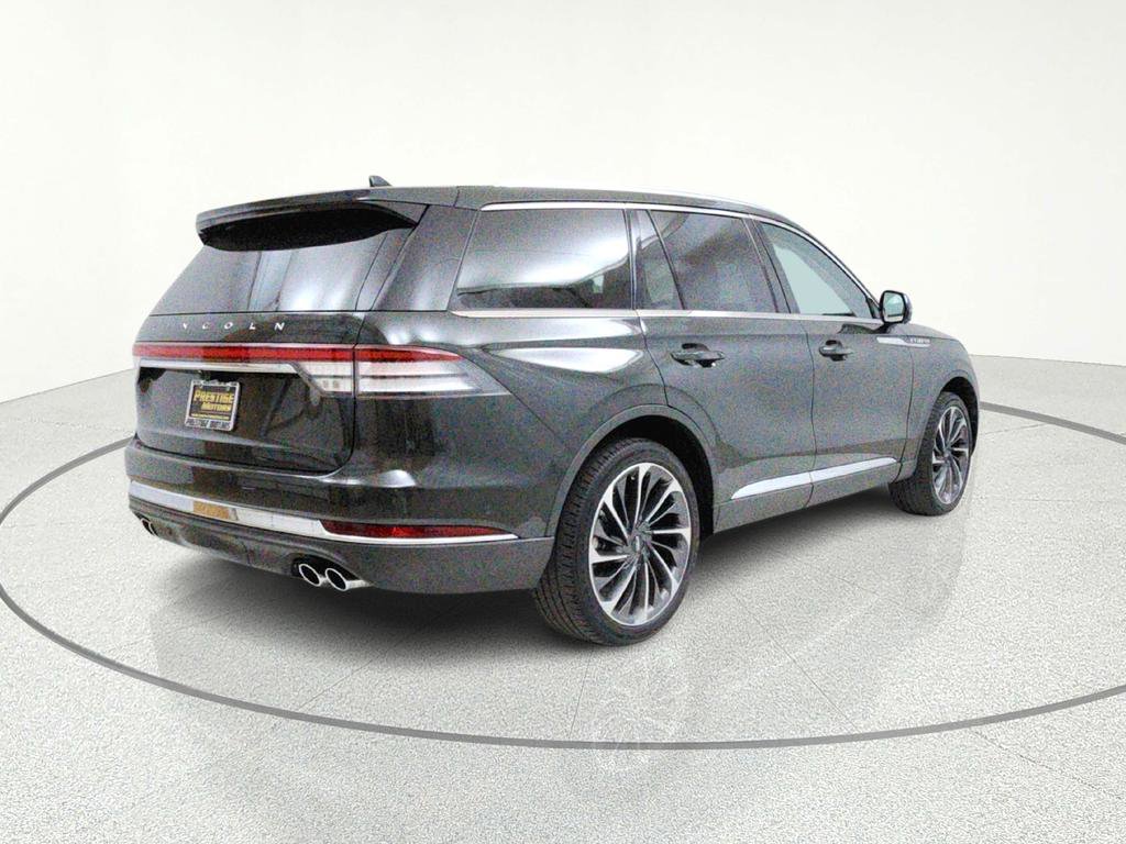 Used 2023 Lincoln Aviator Reserve w/ Equipment Group 201A image 8