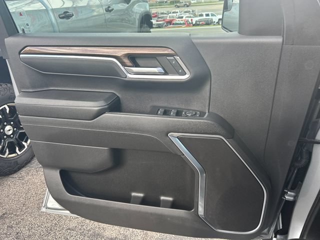 Used 2024 Chevrolet Silverado 1500 LT w/ Protection Package AWD/4WD image 12