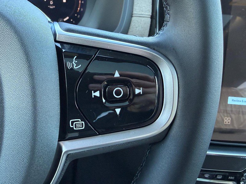 New 2026 Volvo XC90 B5 Core image 14