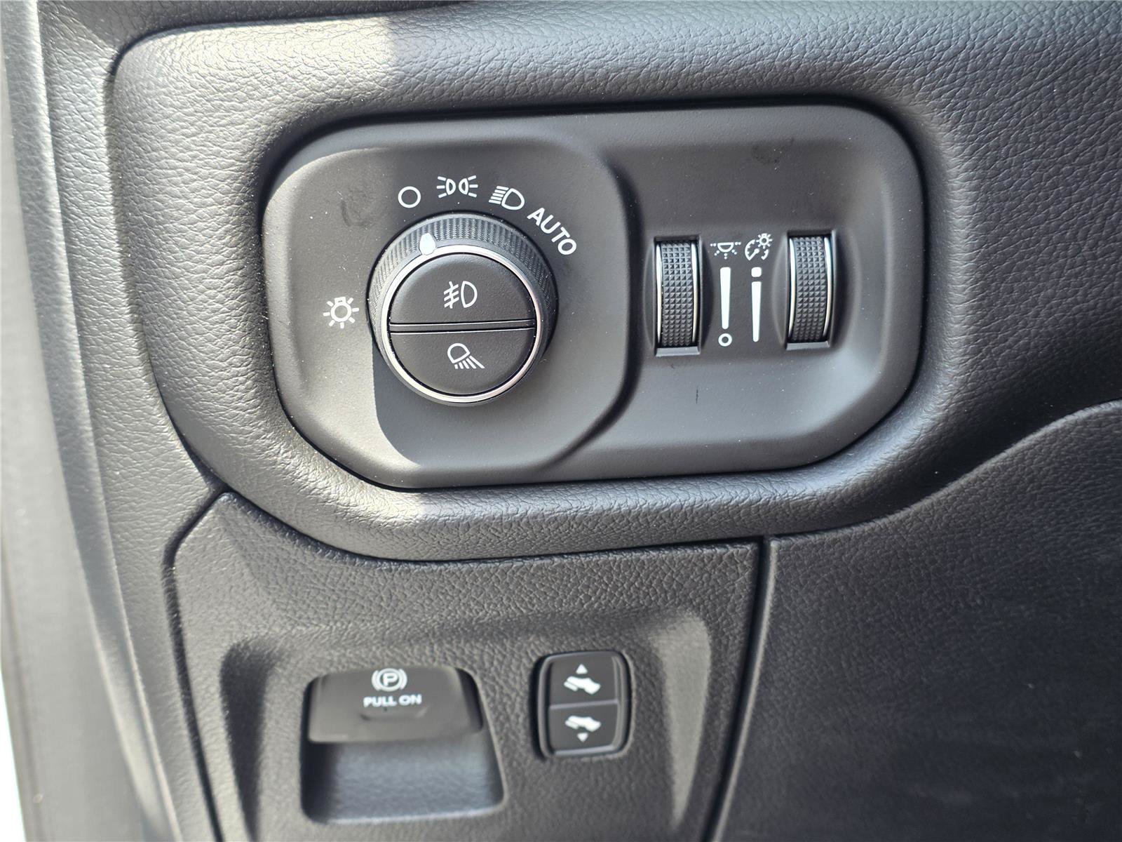 New 2026 RAM 1500 Rebel w/ G/T Package AWD/4WD image 29