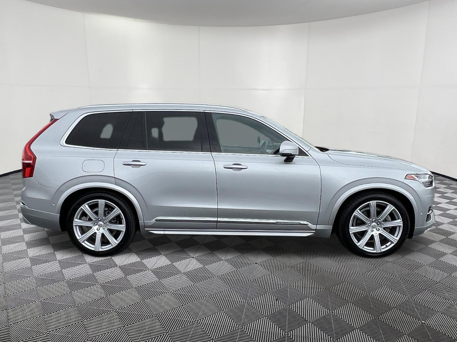 Used 2016 Volvo XC90 T6 Inscription w/ Vision Package AWD/4WD image 7