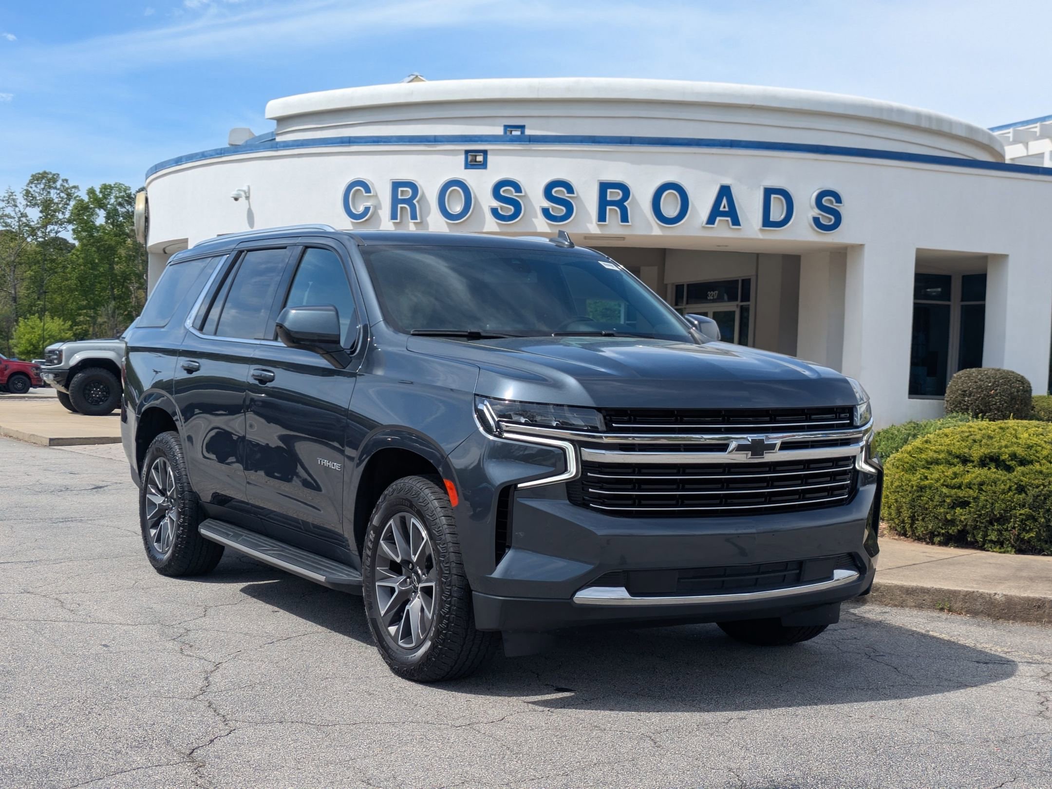 Used 2021 Chevrolet Tahoe LT AWD/4WD image 1