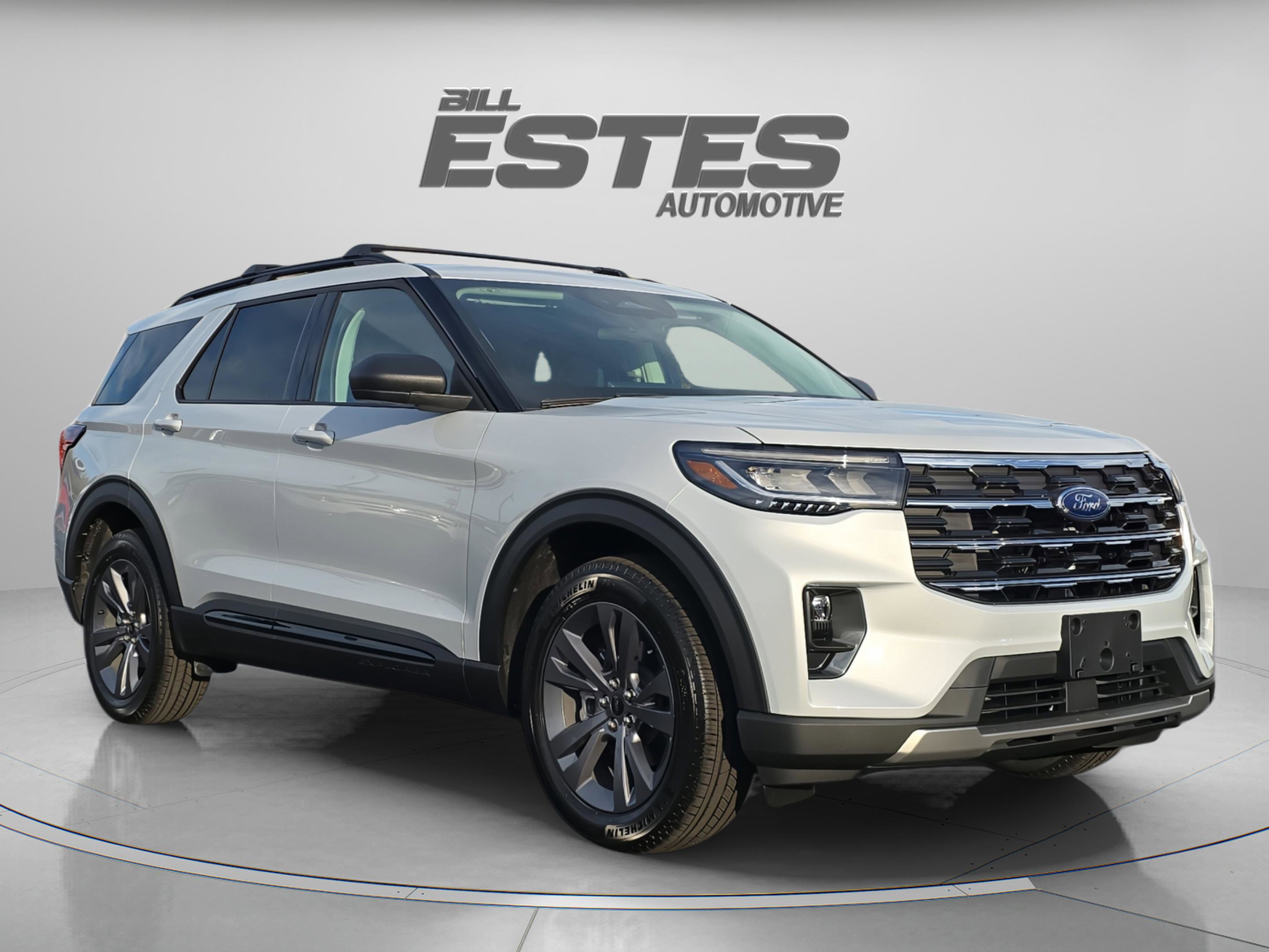 New 2026 Ford Explorer Active w/ Active Comfort Package image 4