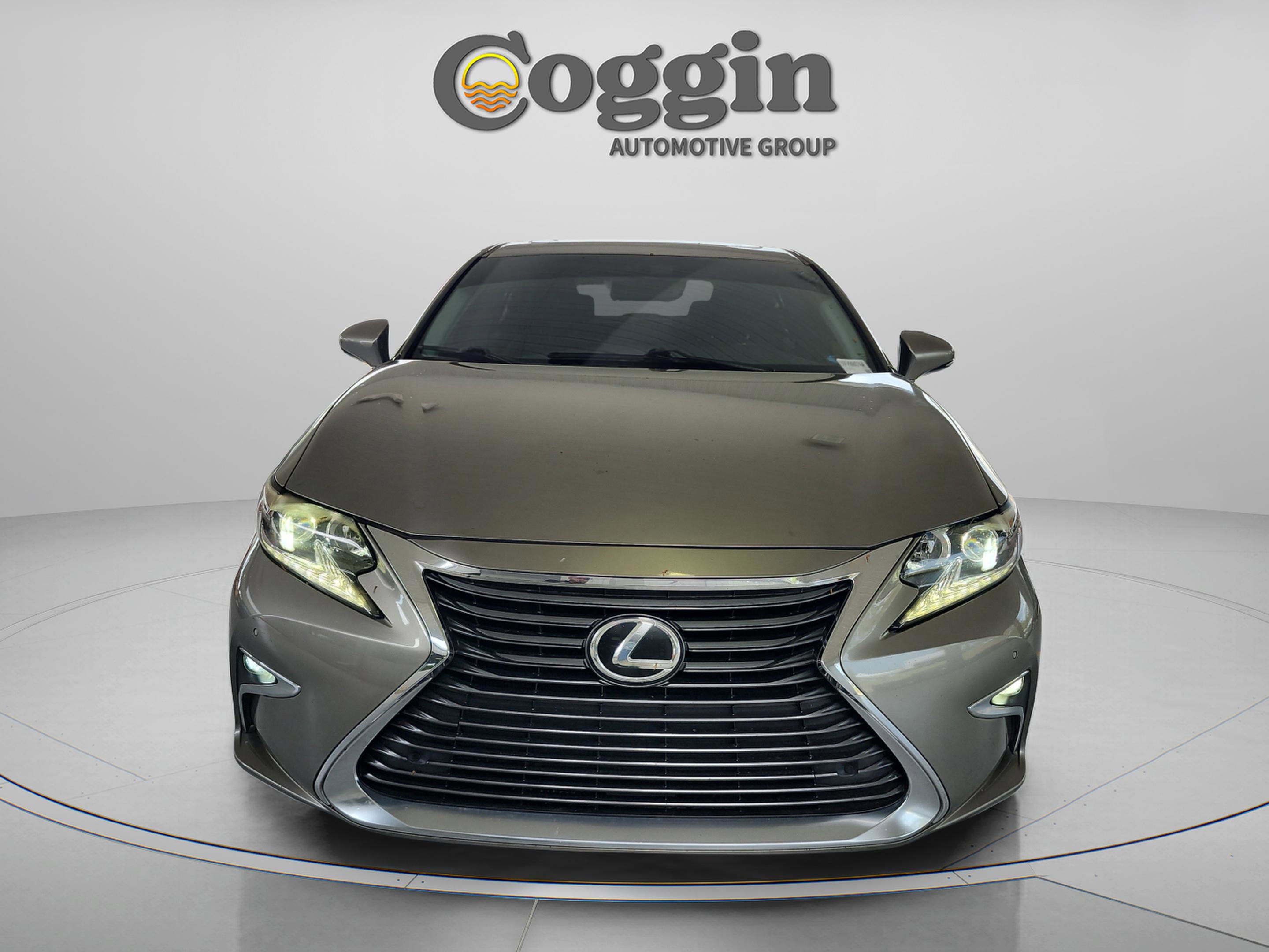 Used 2016 Lexus ES 350 w/ Premium Package w/Wood Trim image 8
