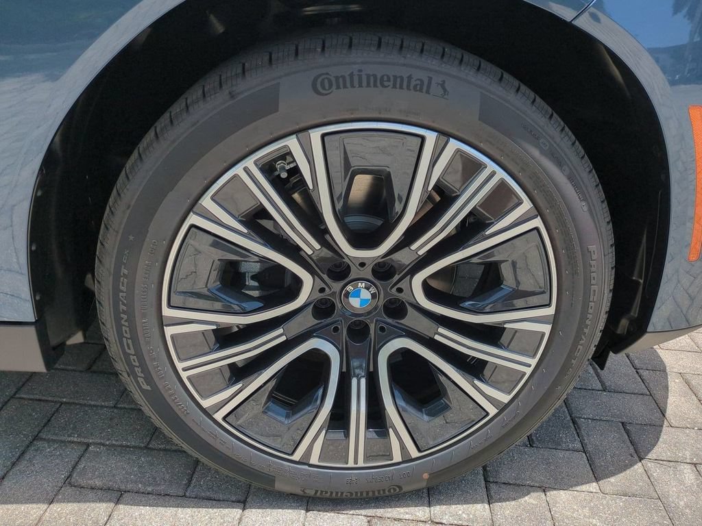 New 2026 BMW X3 xDrive30i w/ Premium Package AWD/4WD image 11