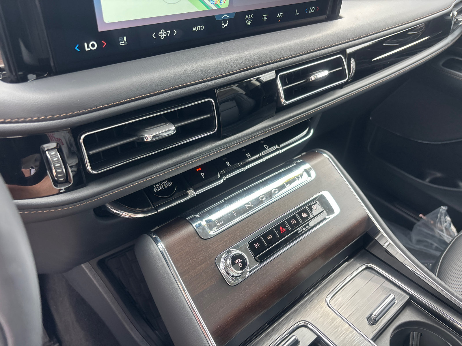 New 2027 Lincoln Aviator Reserve AWD/4WD image 20