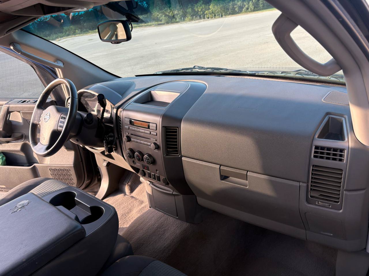 Used 2006 Nissan Titan SE RWD image 31