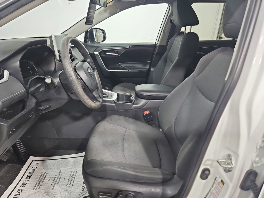 Used 2023 Toyota RAV4 XLE w/ Convenience Package FWD image 10