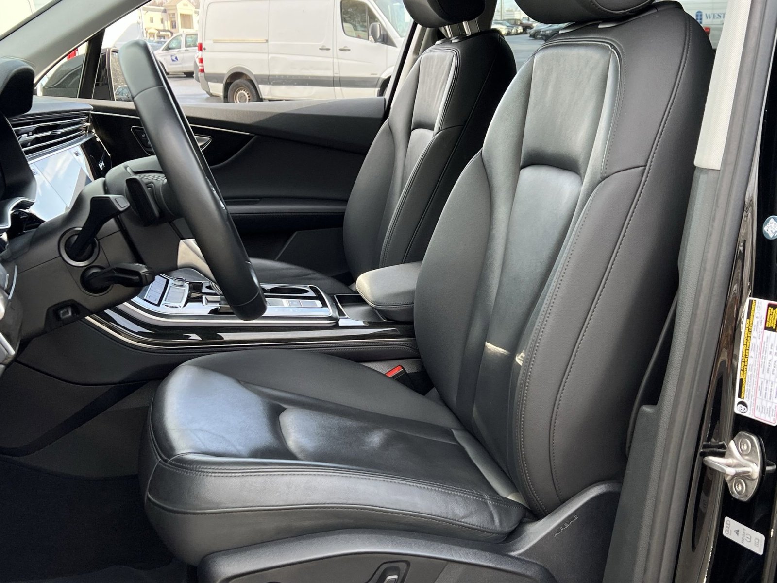 Used 2023 Audi Q7 3.0T Premium Plus image 11