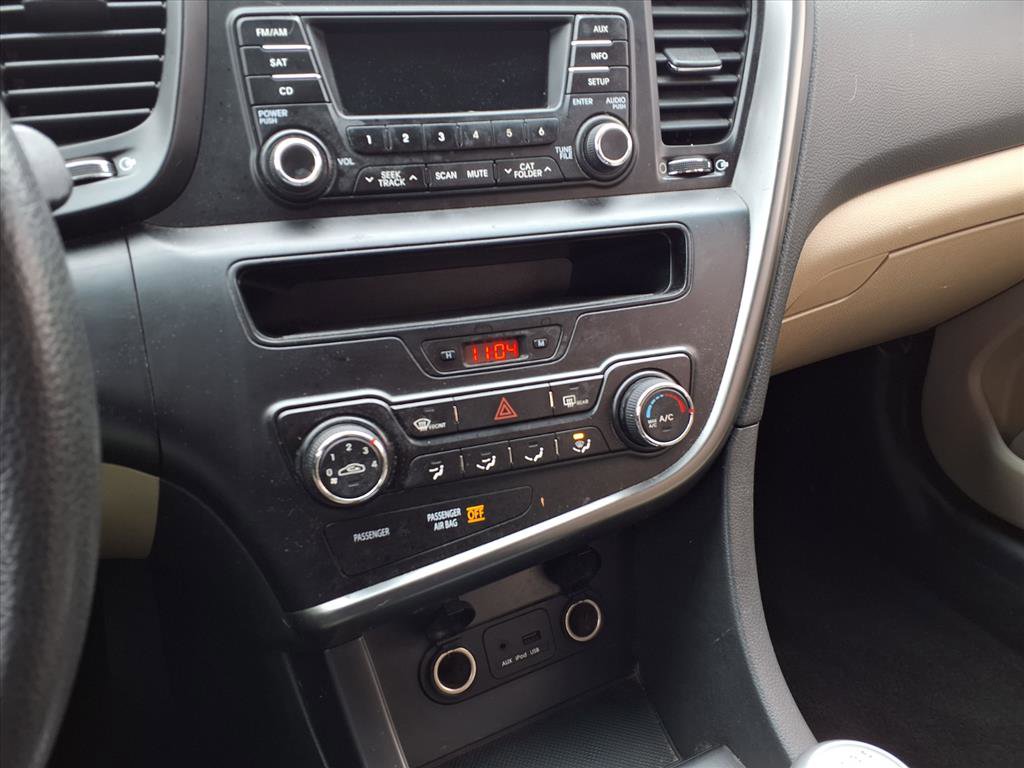 Used 2011 Kia Optima LX image 8