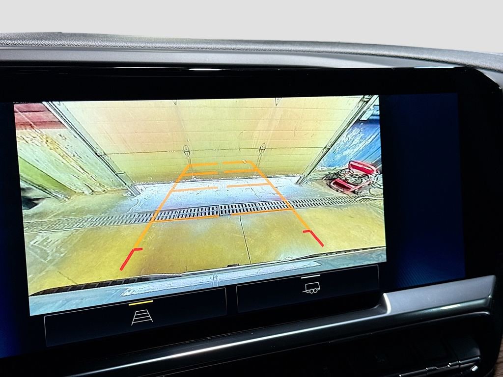 Used 2024 Chevrolet Silverado 1500 LT image 14