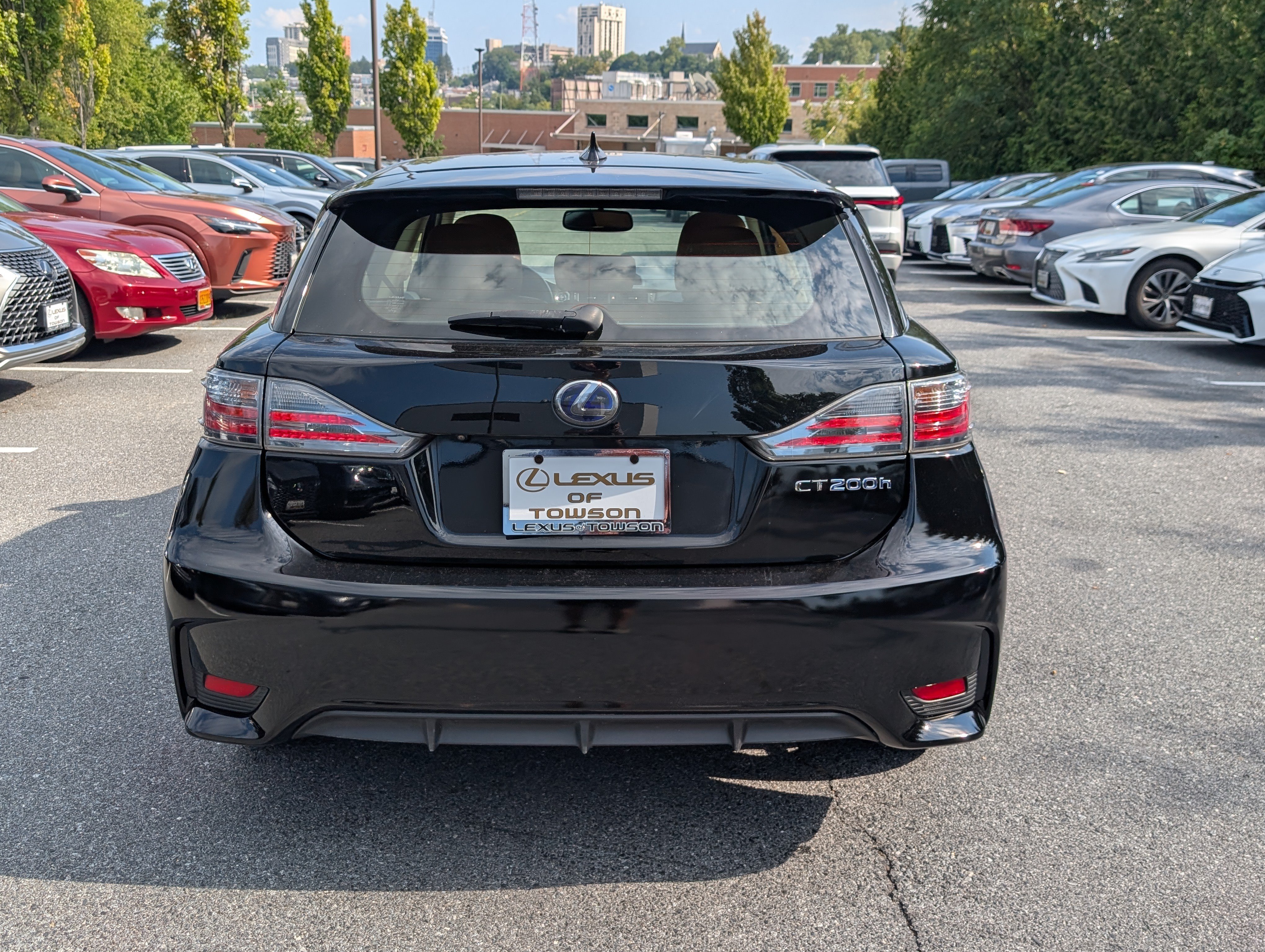 Used 2015 Lexus CT 200h w/ Navigation Package FWD image 4