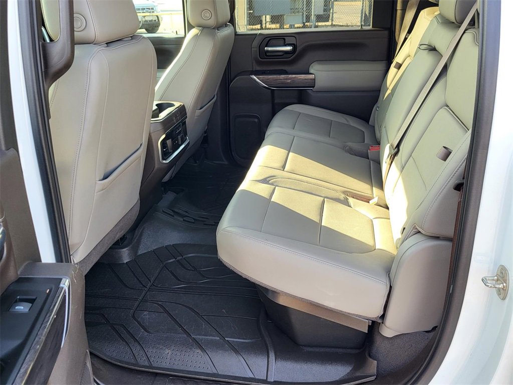 Used 2020 Chevrolet Silverado 2500 LTZ w/ LTZ Convenience Package image 12