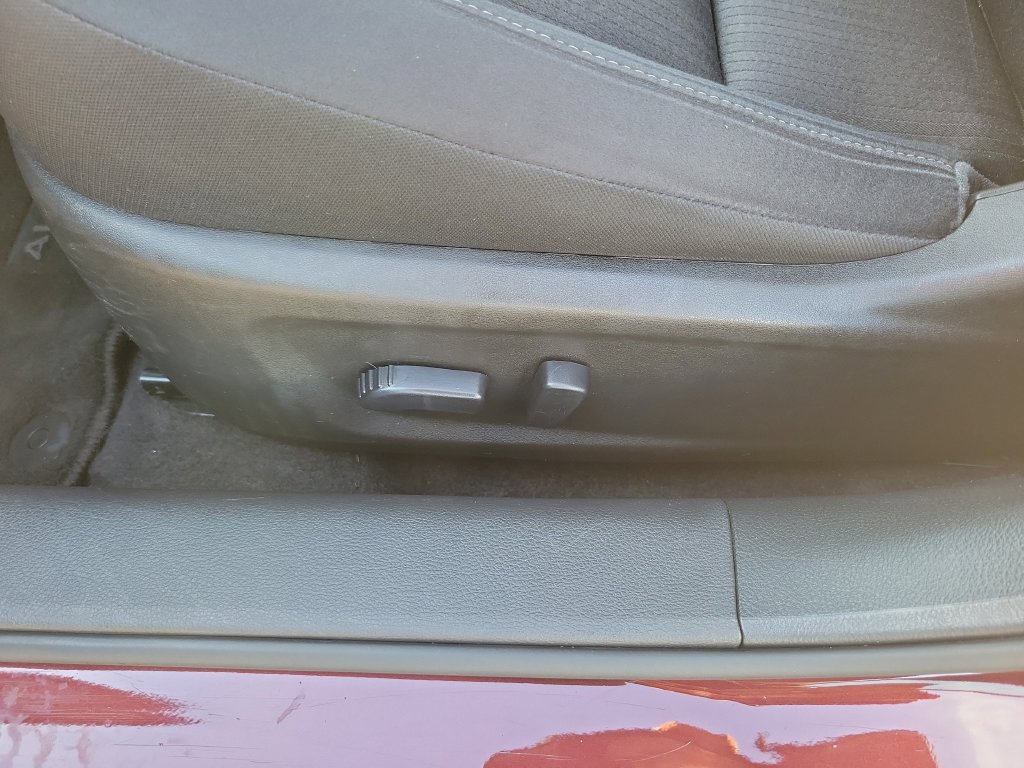Used 2024 Nissan Altima 2.5 SV FWD image 23
