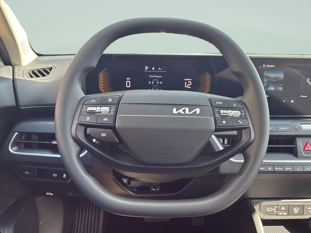 New 2026 Kia K4 FWD image 26